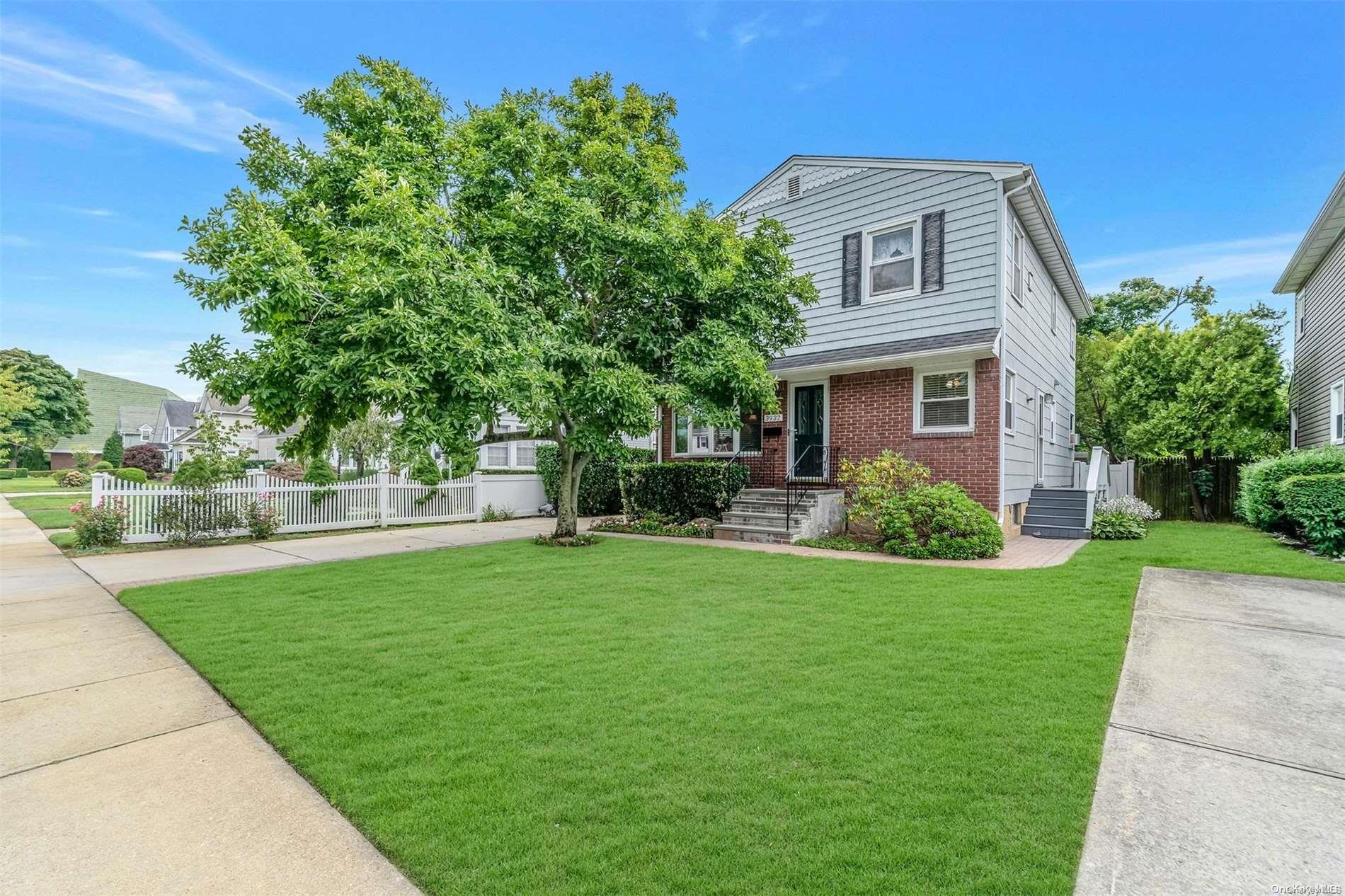 3932 Waverly Avenue, Seaford, NY 11783