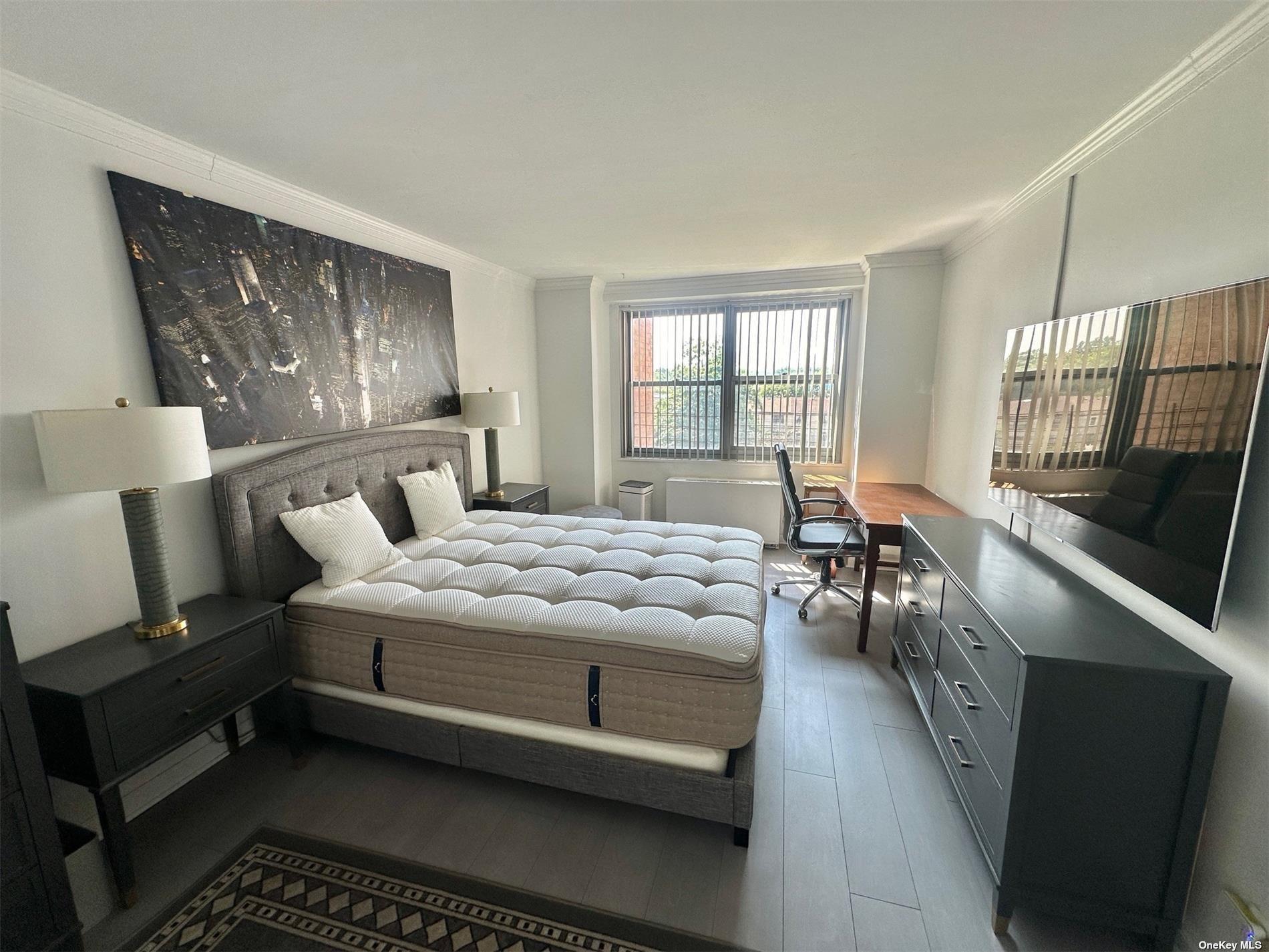 61-20 Grand Central Parkway # B401, Forest Hills, NY 11375