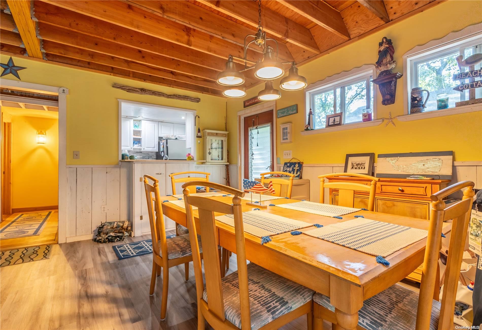 60 Woodcliff Trail, Baiting Hollow, NY 11933