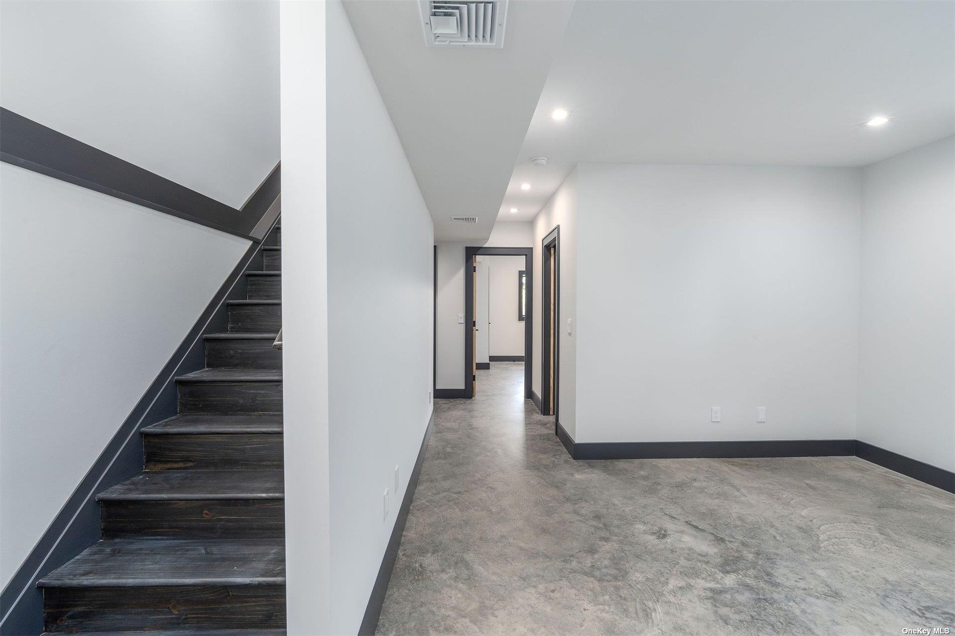 216 North Street, Greenport, NY 11944