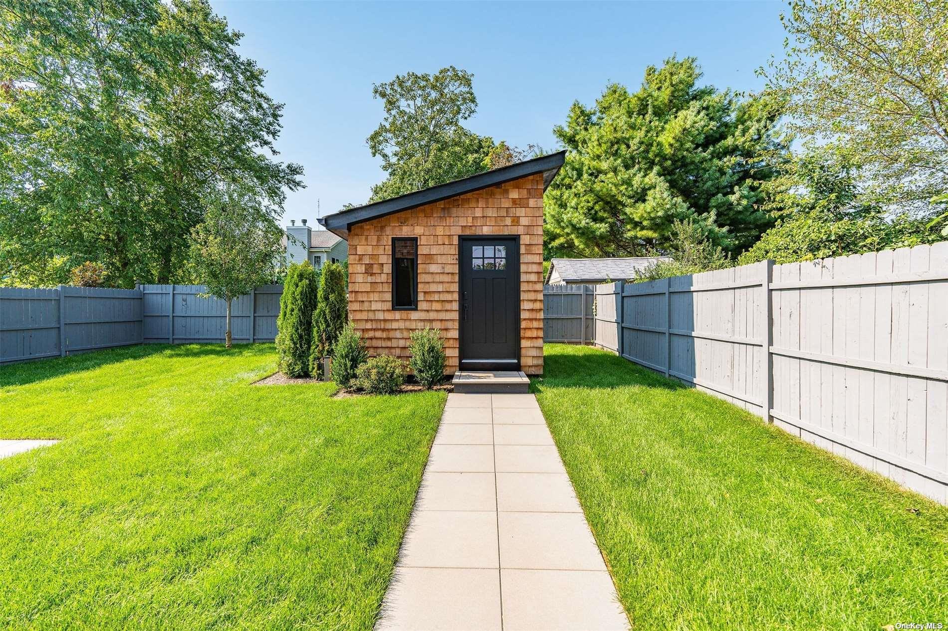 216 North Street, Greenport, NY 11944