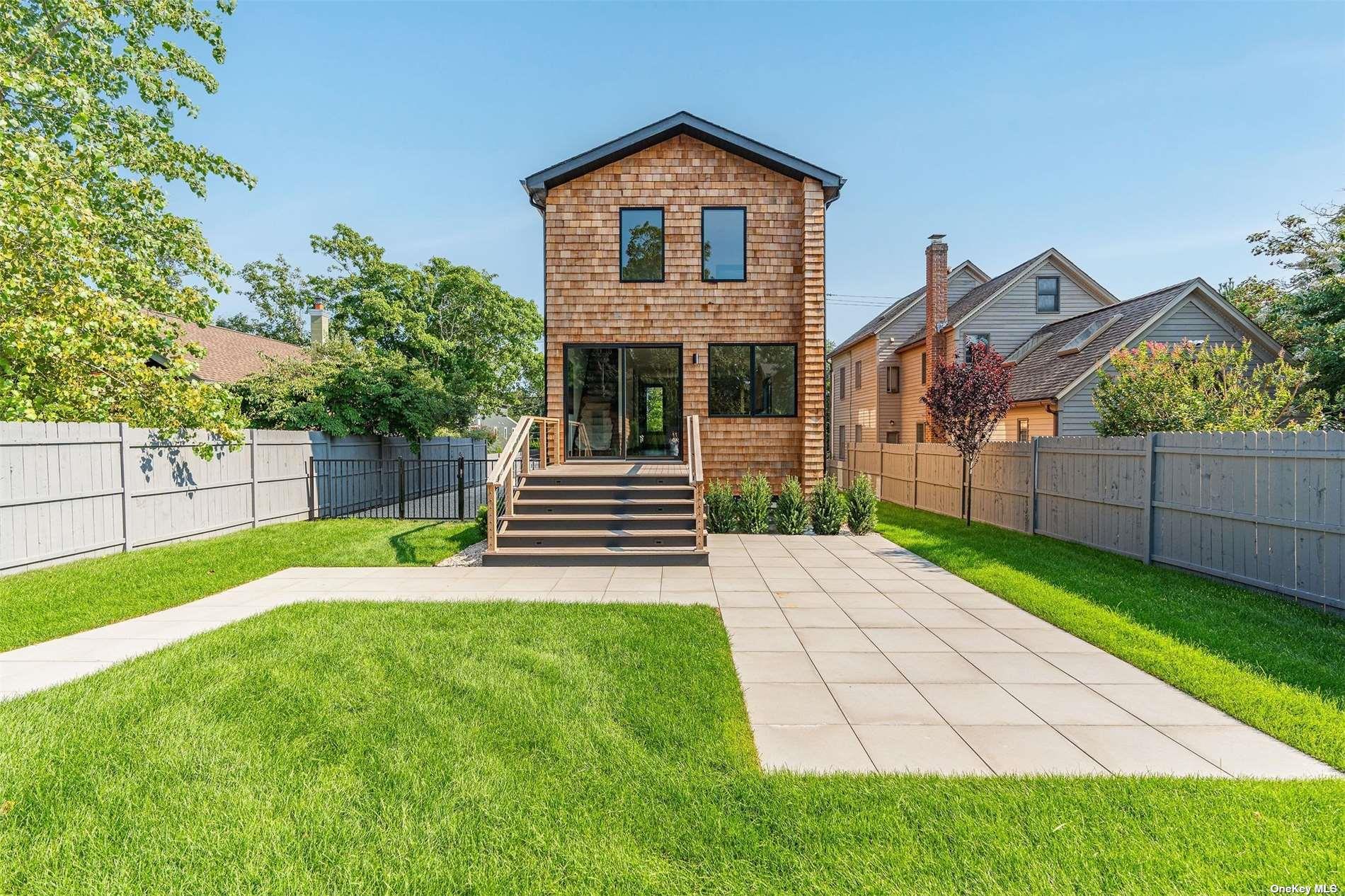 216 North Street, Greenport, NY 11944