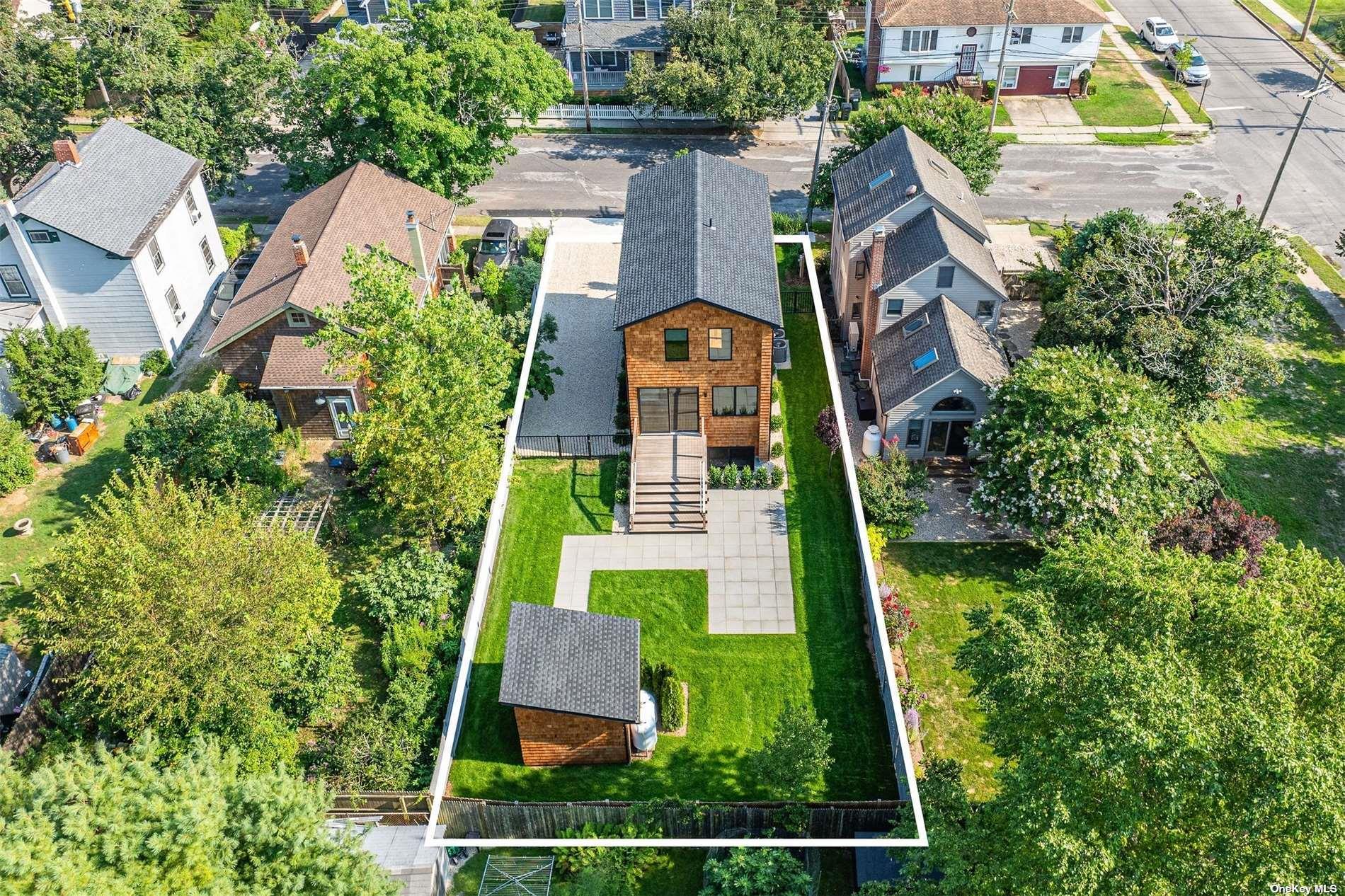 216 North Street, Greenport, NY 11944