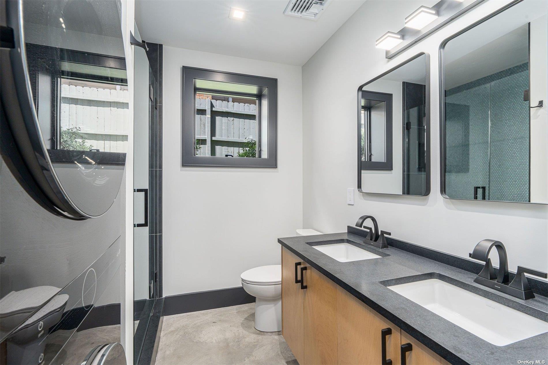 216 North Street, Greenport, NY 11944