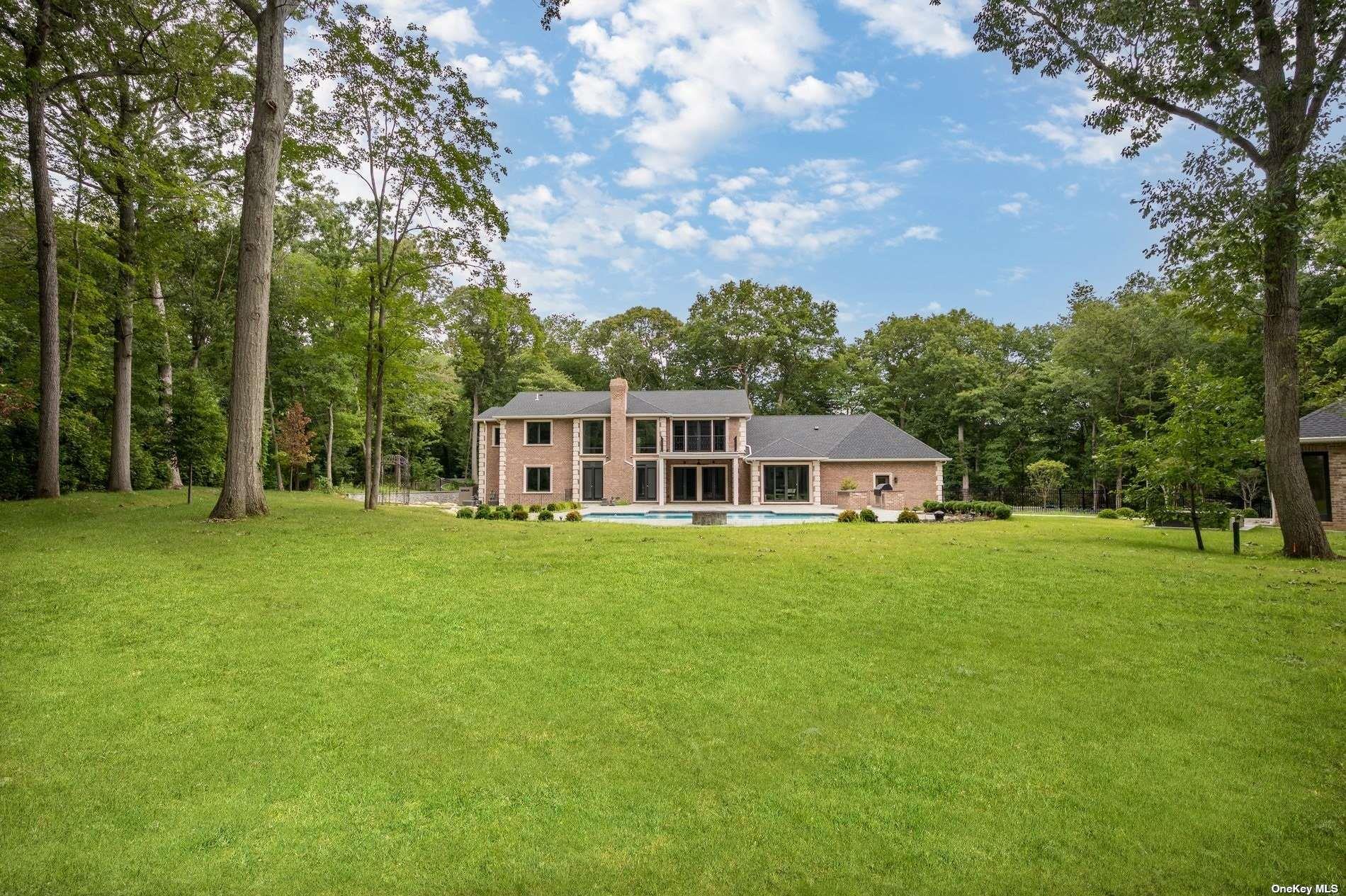 60 Koenig Drive, Oyster Bay Cove, NY 11771