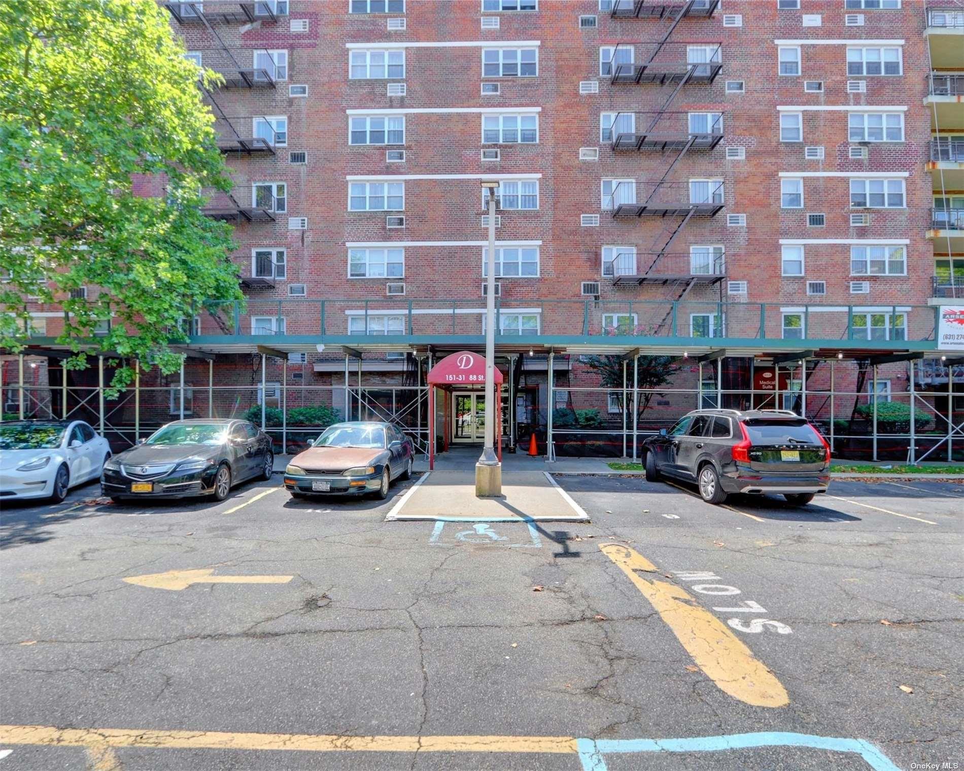 151-31 88th Street # 6H, Howard Beach, NY 11414