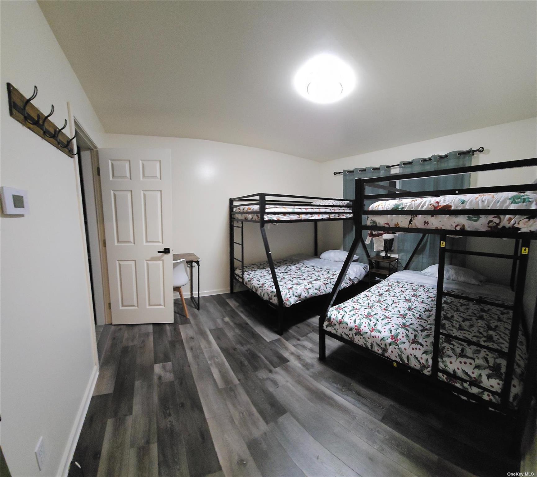 9 Pinekill Ln, Windham, NY 12496