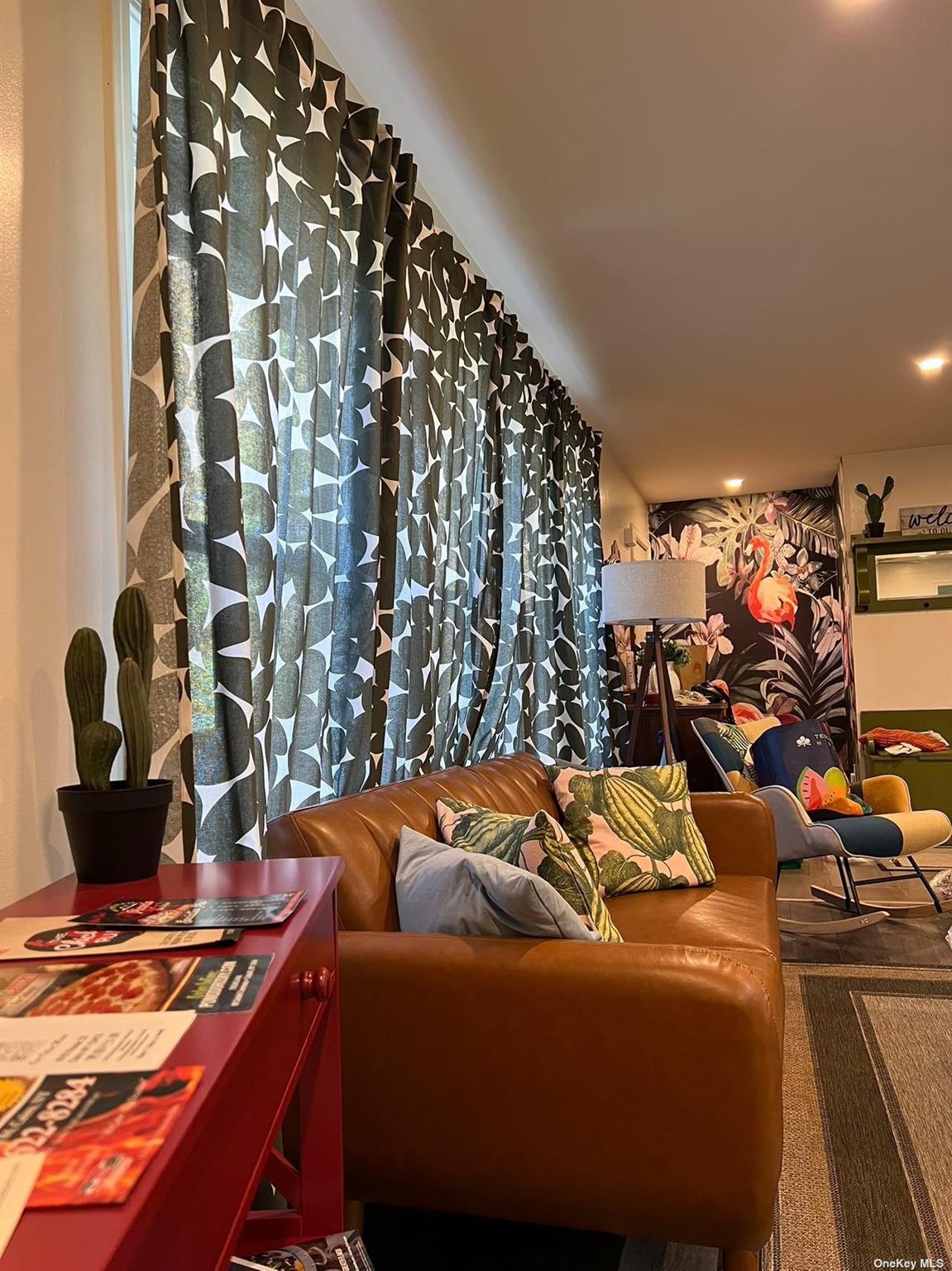 9 Pinekill Ln, Windham, NY 12496