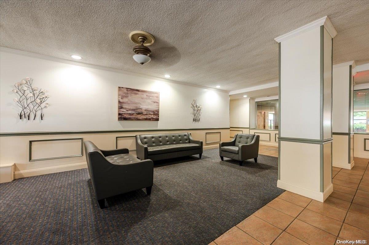 99 Randall Avenue # 2-F, Freeport, NY 11520