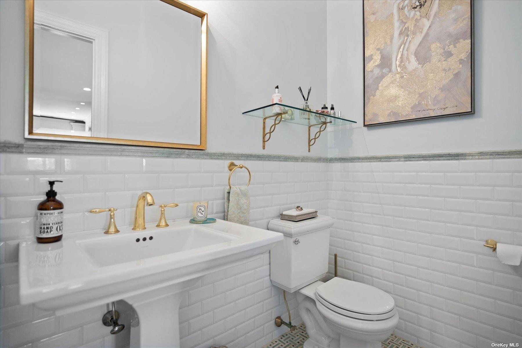 31 Blackwatch Court, Southampton, NY 11968