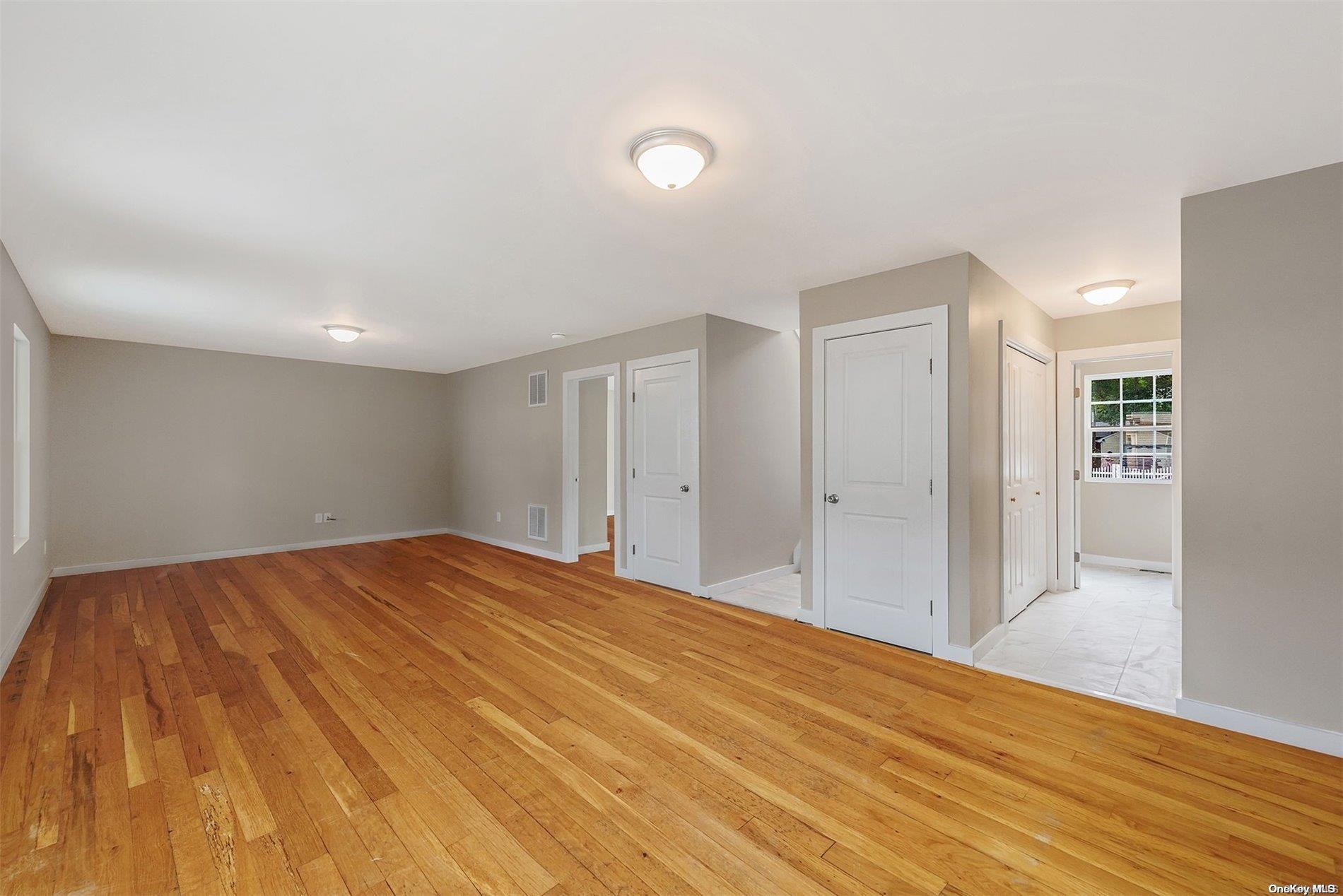 100 Daisy Drive, Mastic Beach, NY 11951