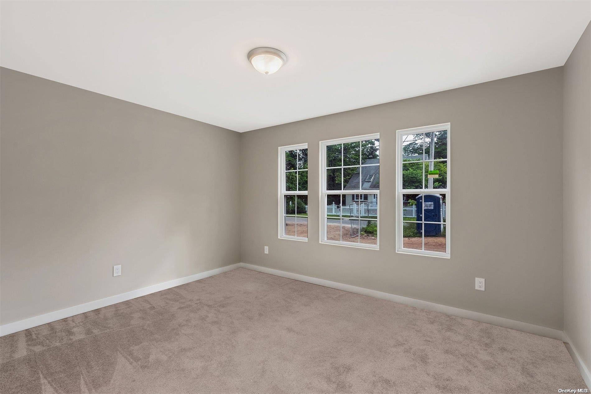 100 Daisy Drive, Mastic Beach, NY 11951