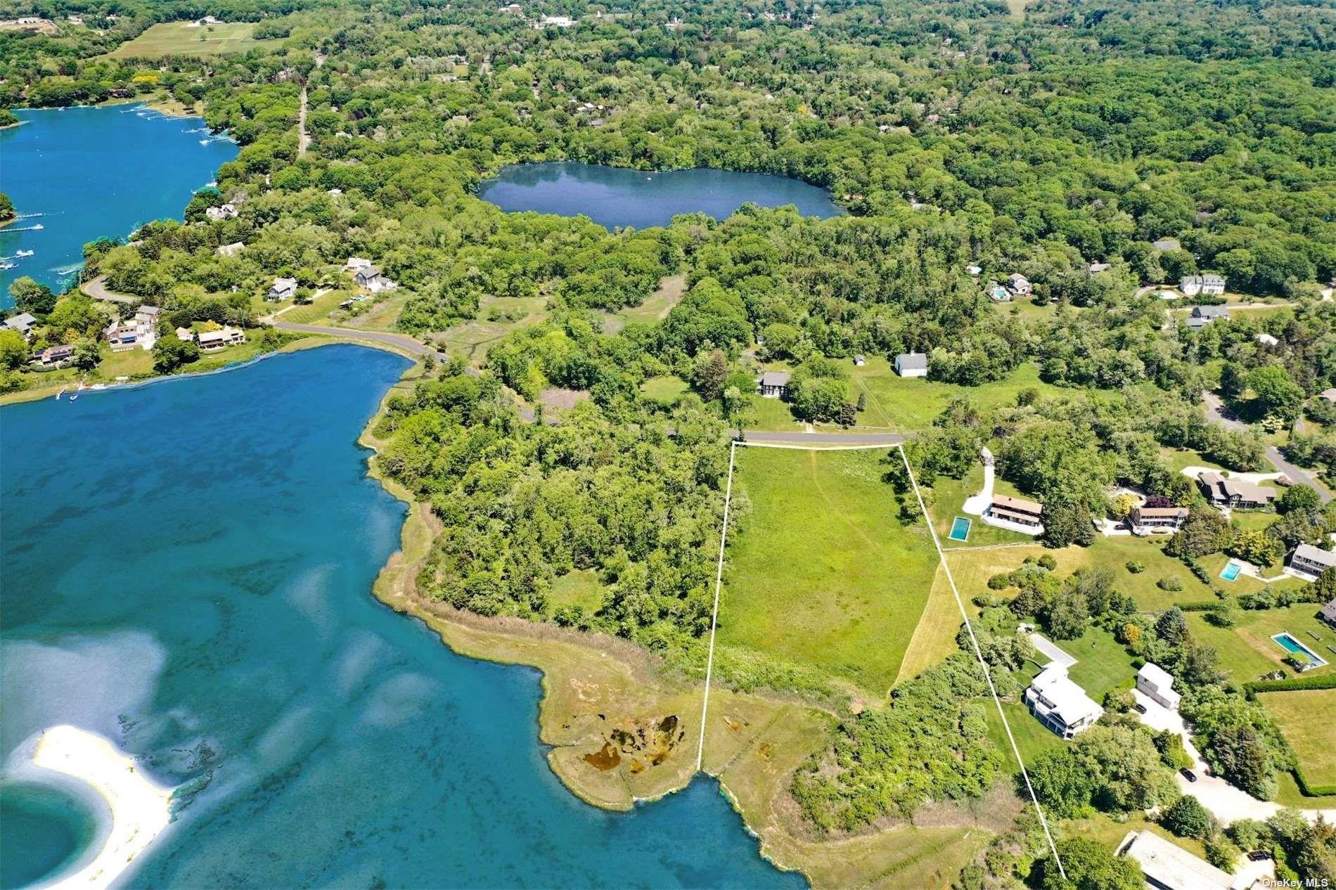 82 S Midway Road, Shelter Island, NY 11964