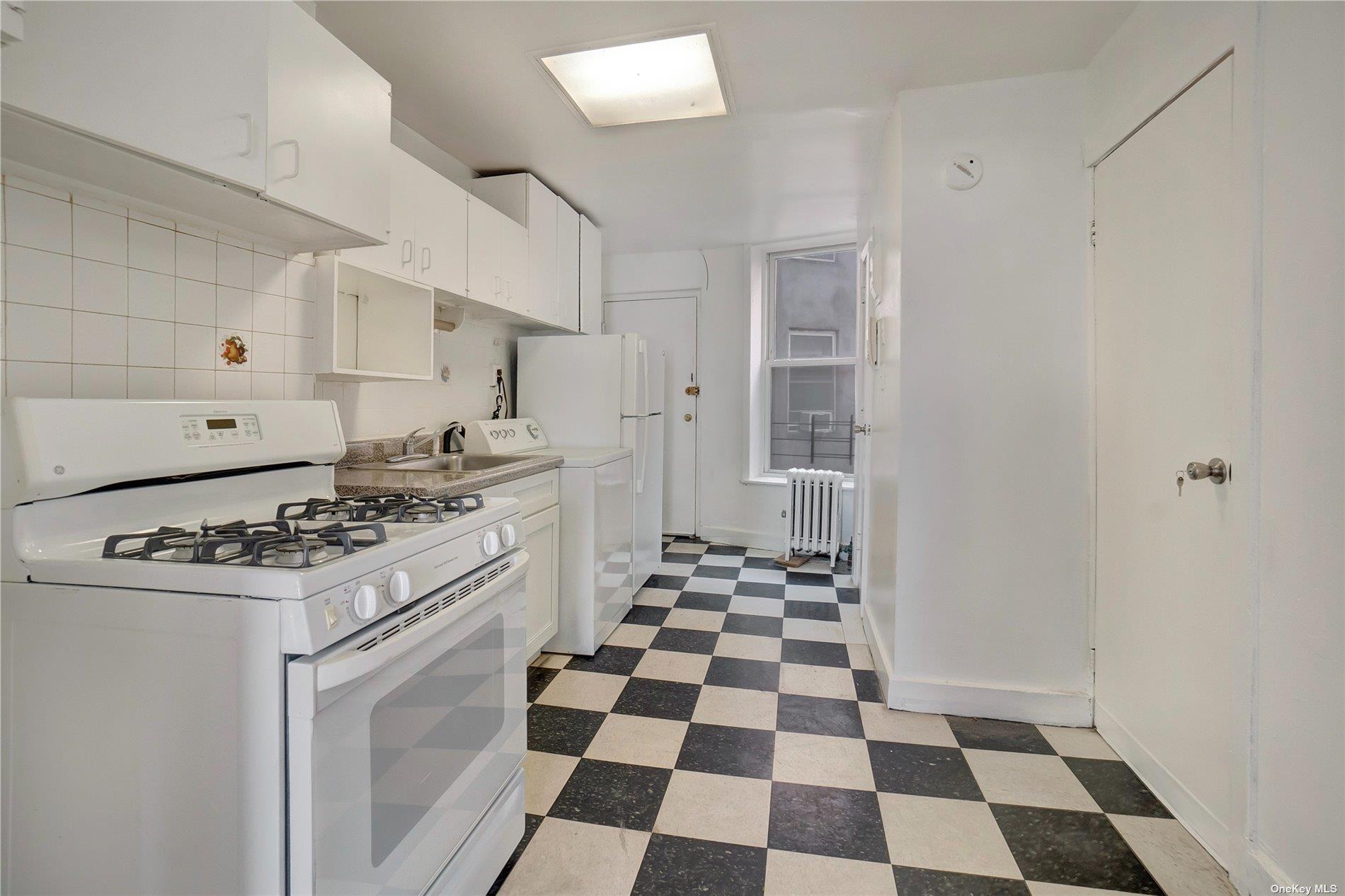 76 Richardson Street # 7, Brooklyn, NY 11211