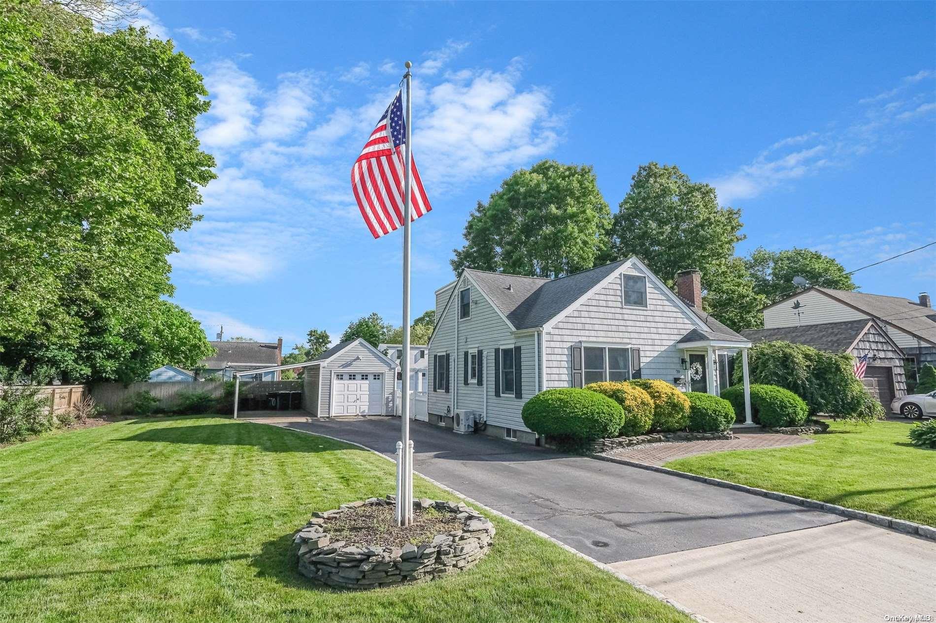 70 Everett Street, Patchogue, NY 11772