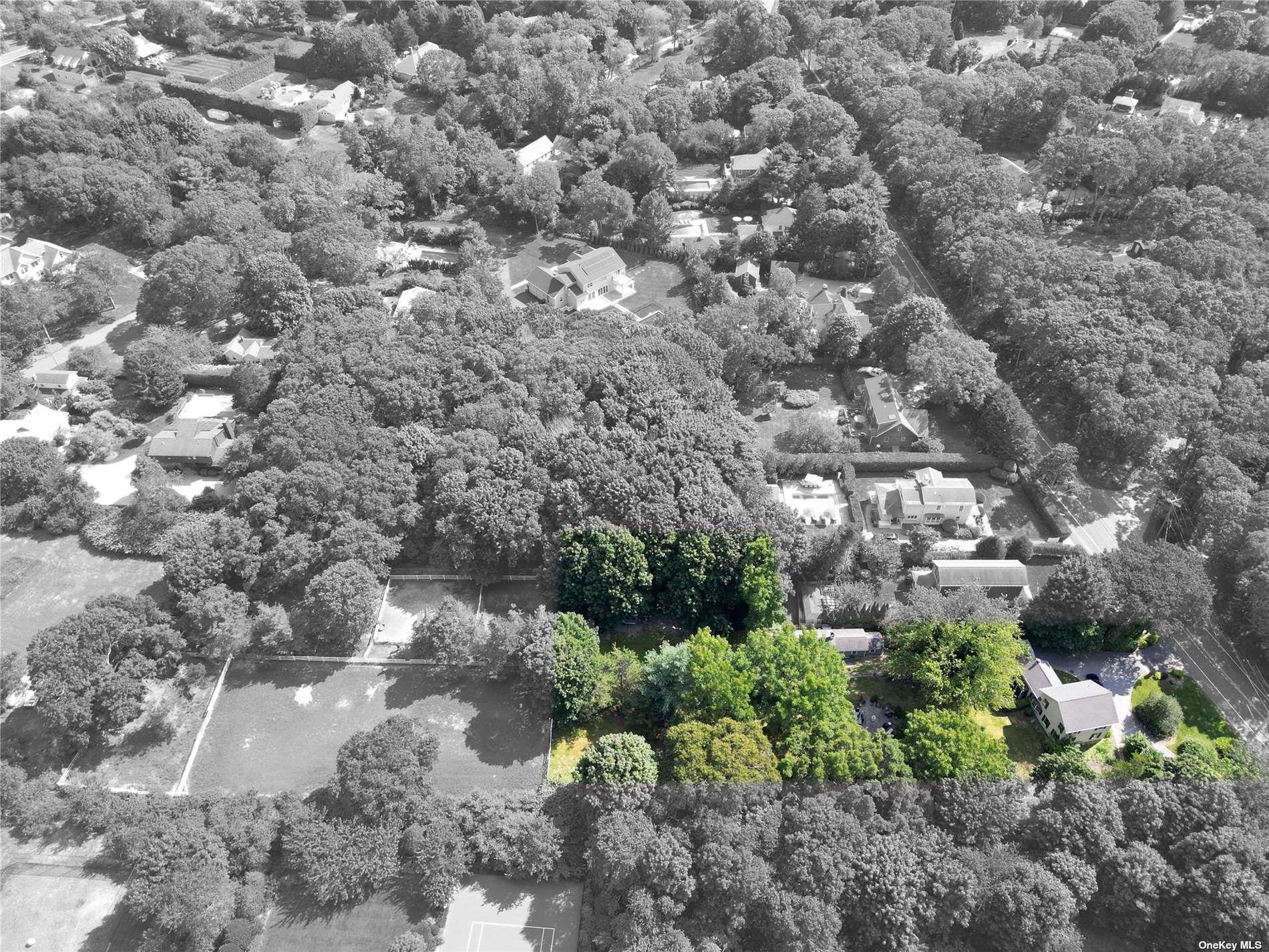 190 S Country Road, Remsenburg, NY 11960