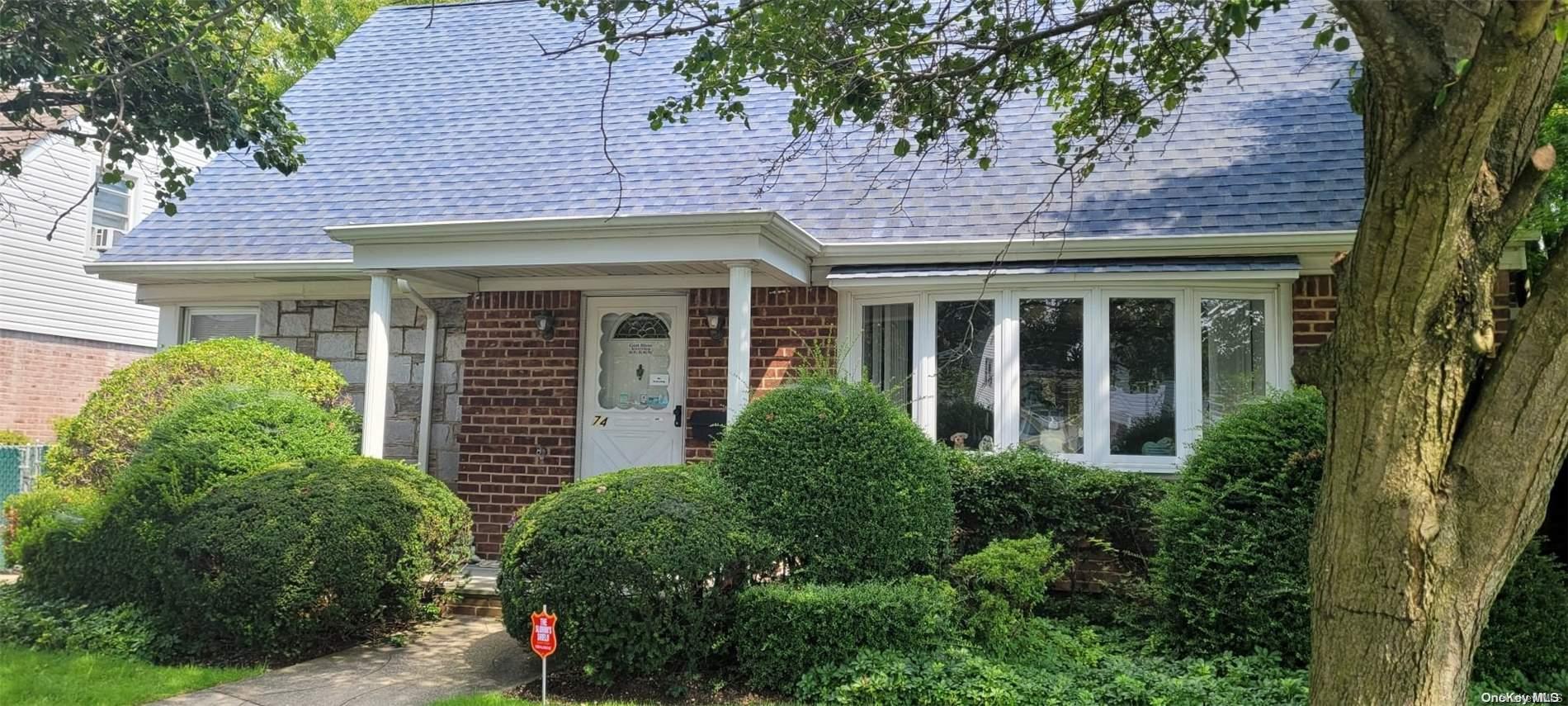 74 Devonshire Drive, New Hyde Park, NY 11040