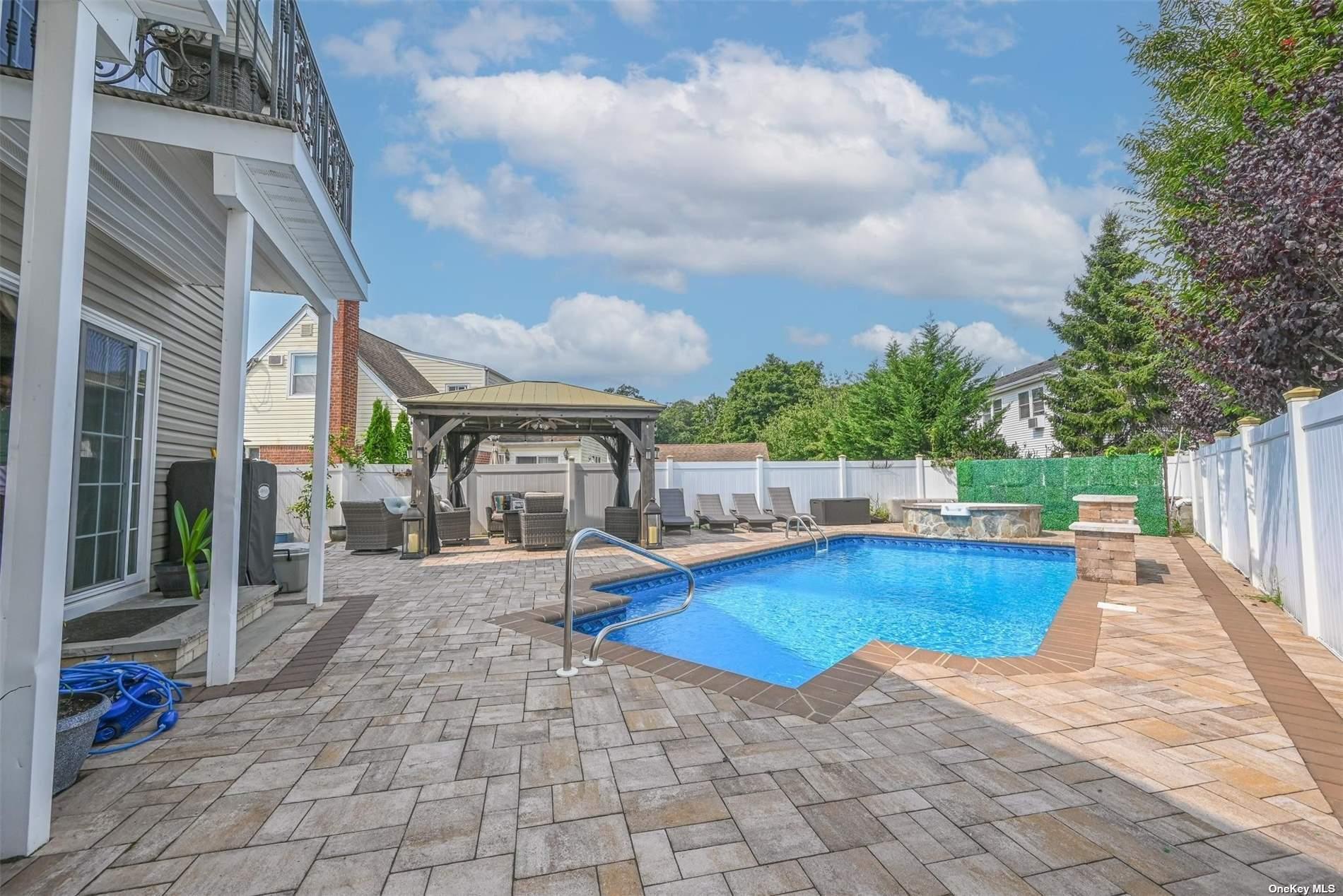 1056 North Drive, Merrick, NY 11566