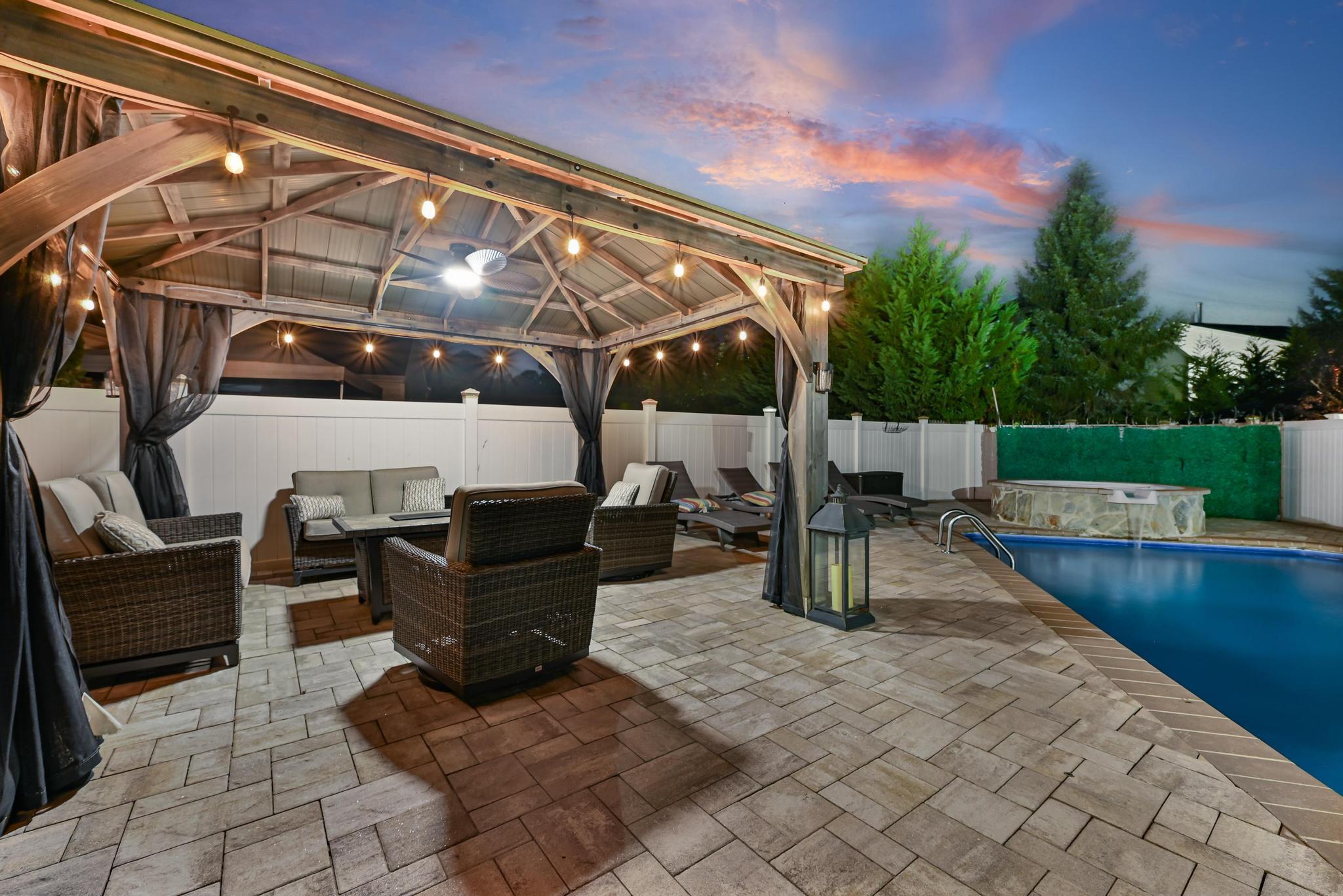 1056 North Drive, Merrick, NY 11566