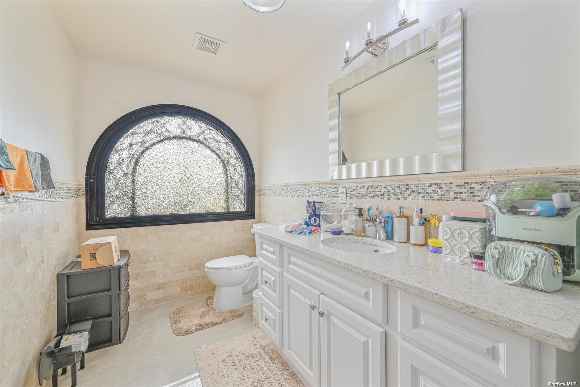 1056 North Drive, Merrick, NY 11566