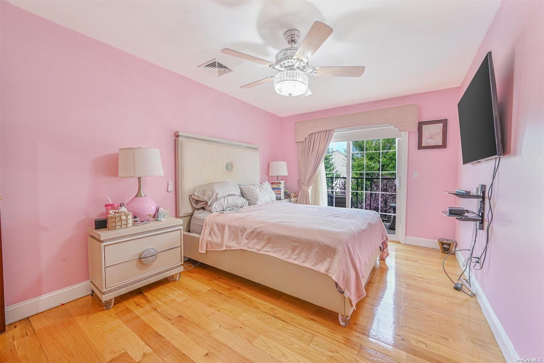 1056 North Drive, Merrick, NY 11566