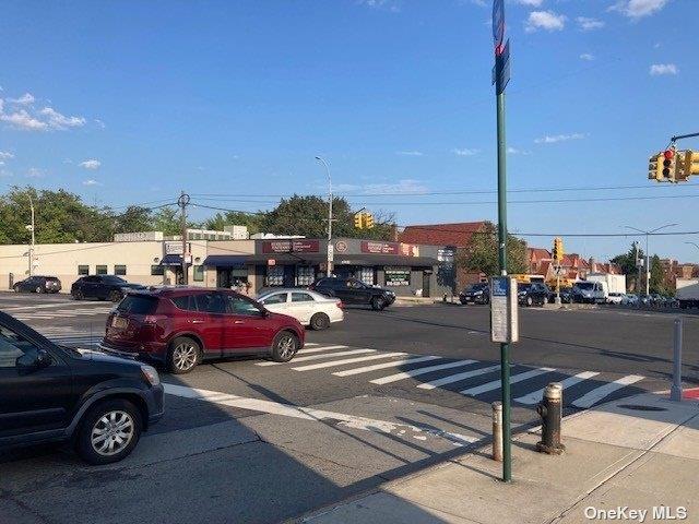 204-15 Foothill Avenue # B 42, Hollis, NY 11423
