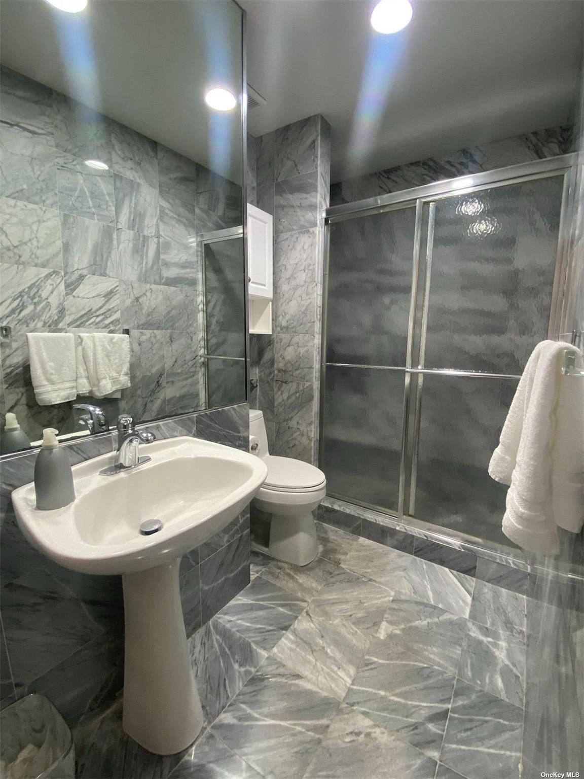 490 Main Street, Northport, NY 11768