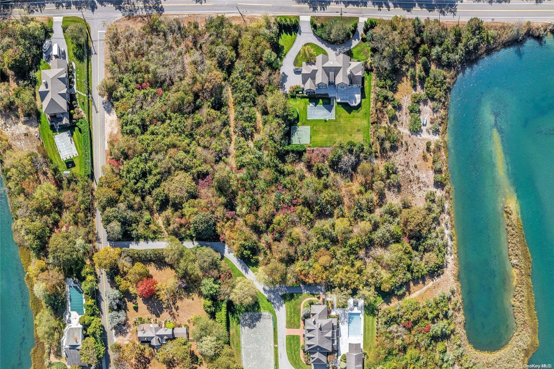 3 Brushy Neck Lane, Westhampton, NY 11977