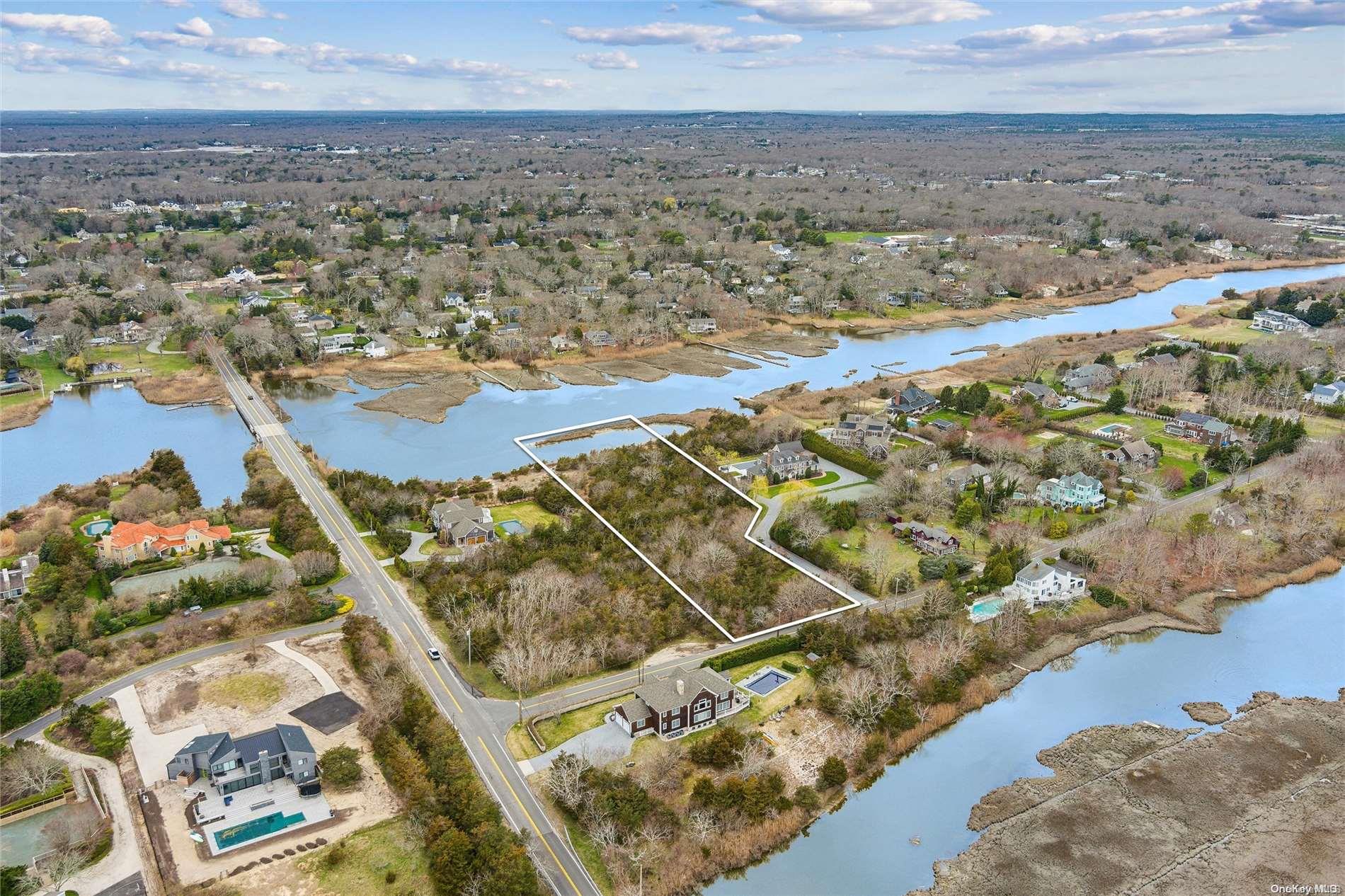 3 Brushy Neck Lane, Westhampton, NY 11977
