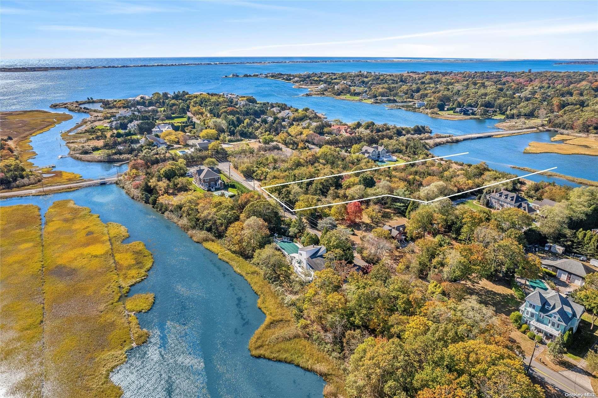 3 Brushy Neck Lane, Westhampton, NY 11977