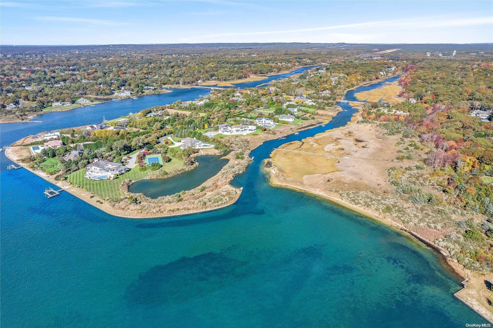 3 Brushy Neck Lane, Westhampton, NY 11977