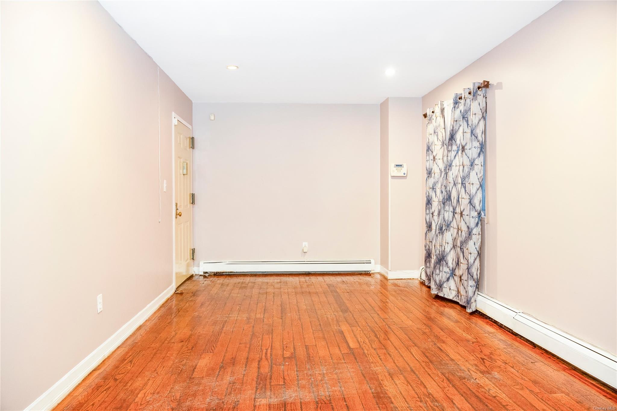 197-21 Carpenter Avenue # 1G, Jamaica, NY 11423