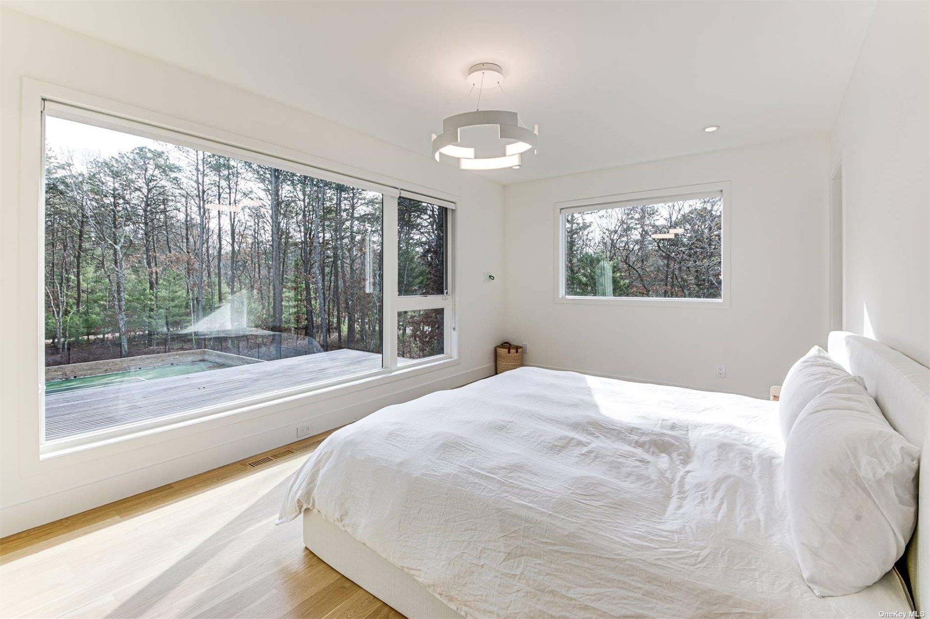 5 Two Holes Water Road, East Hampton, NY 11937