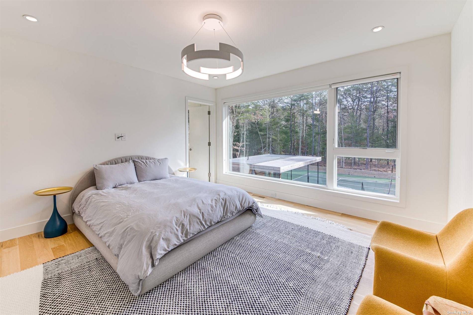 5 Two Holes Water Road, East Hampton, NY 11937