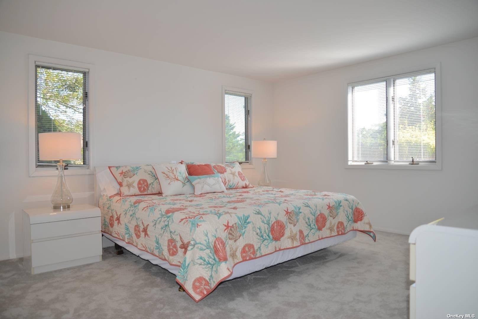 14 Canal Way, Hampton Bays, NY 11946