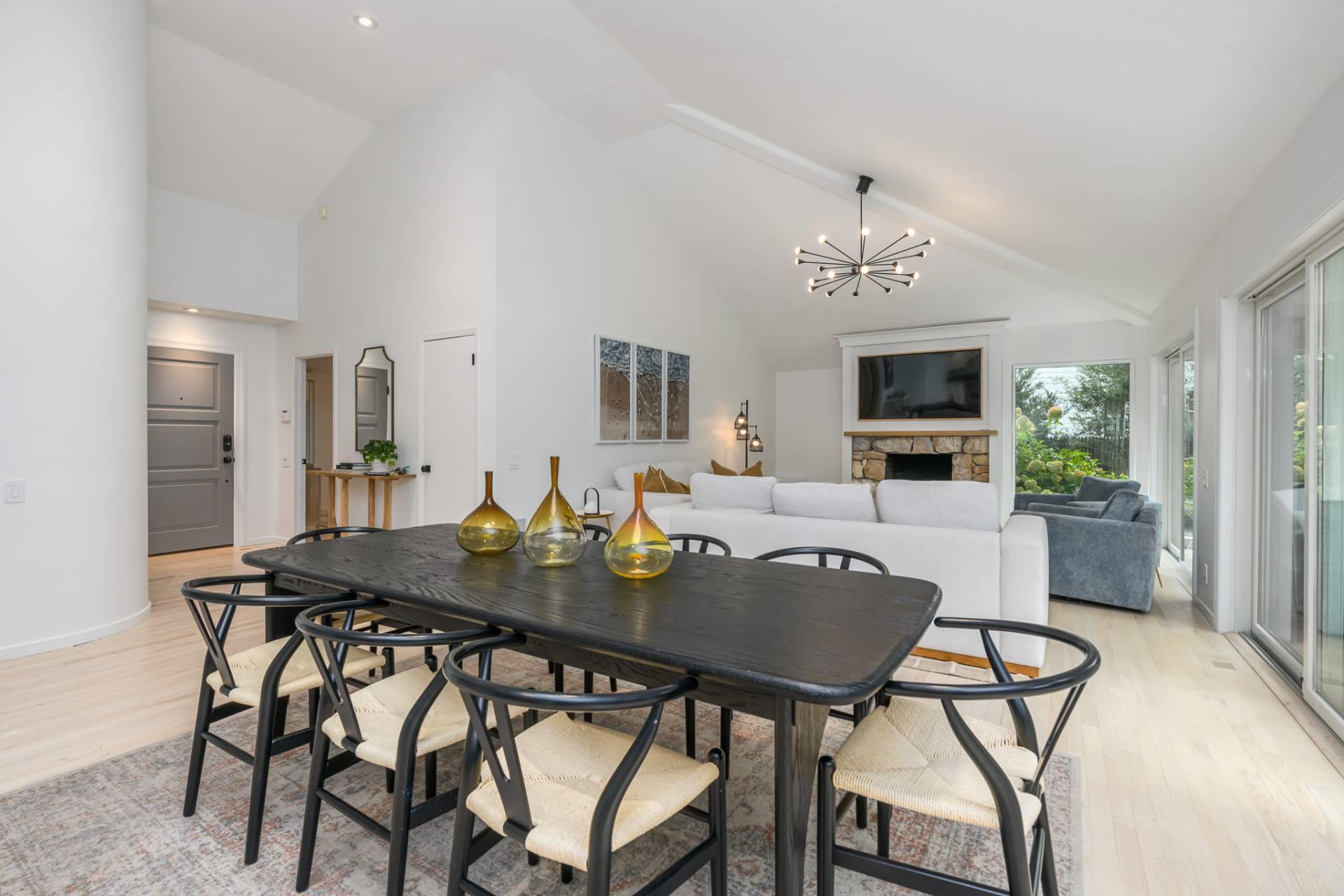 9 Sulky Circle, East Hampton, NY 11937