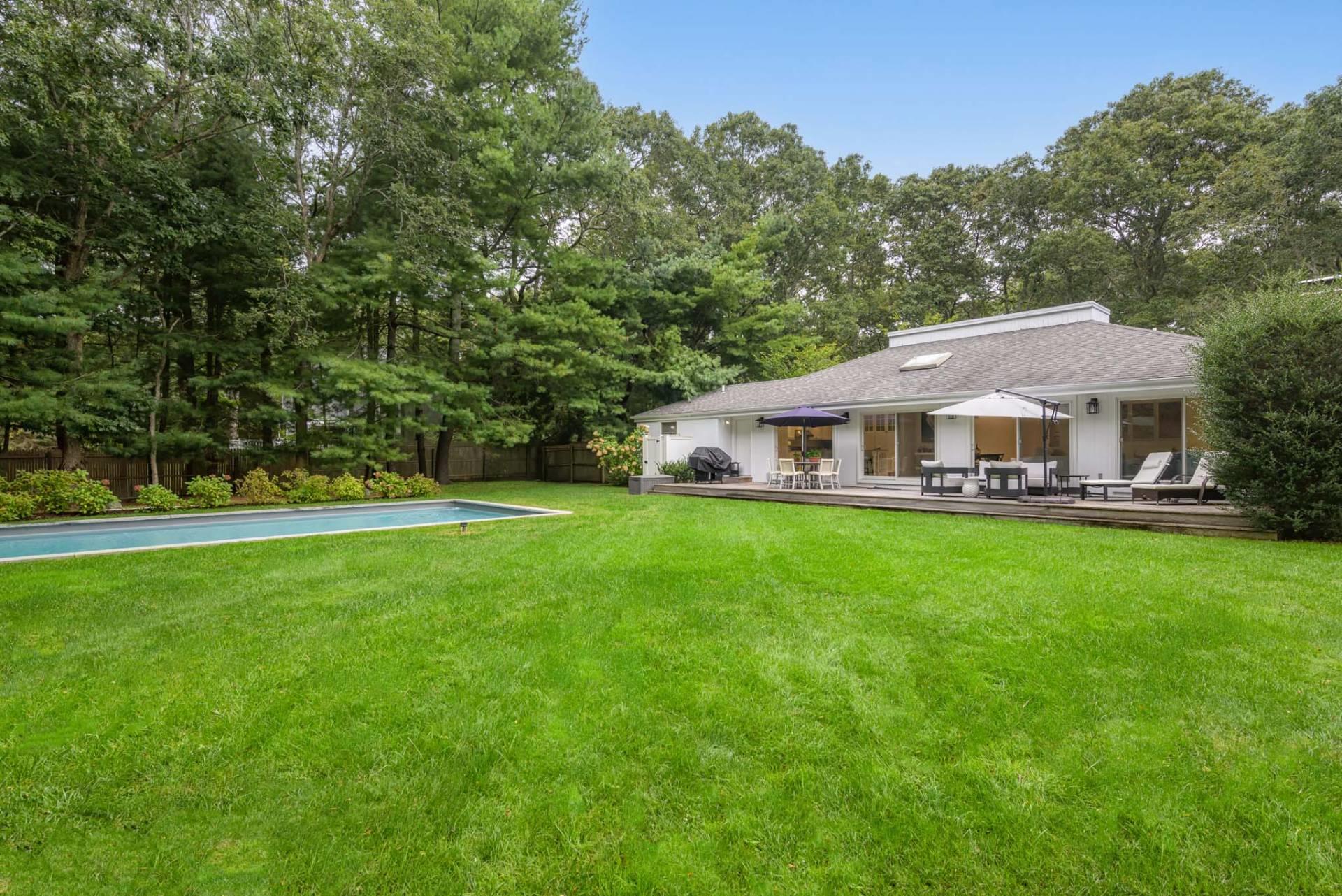 9 Sulky Circle, East Hampton, NY 11937