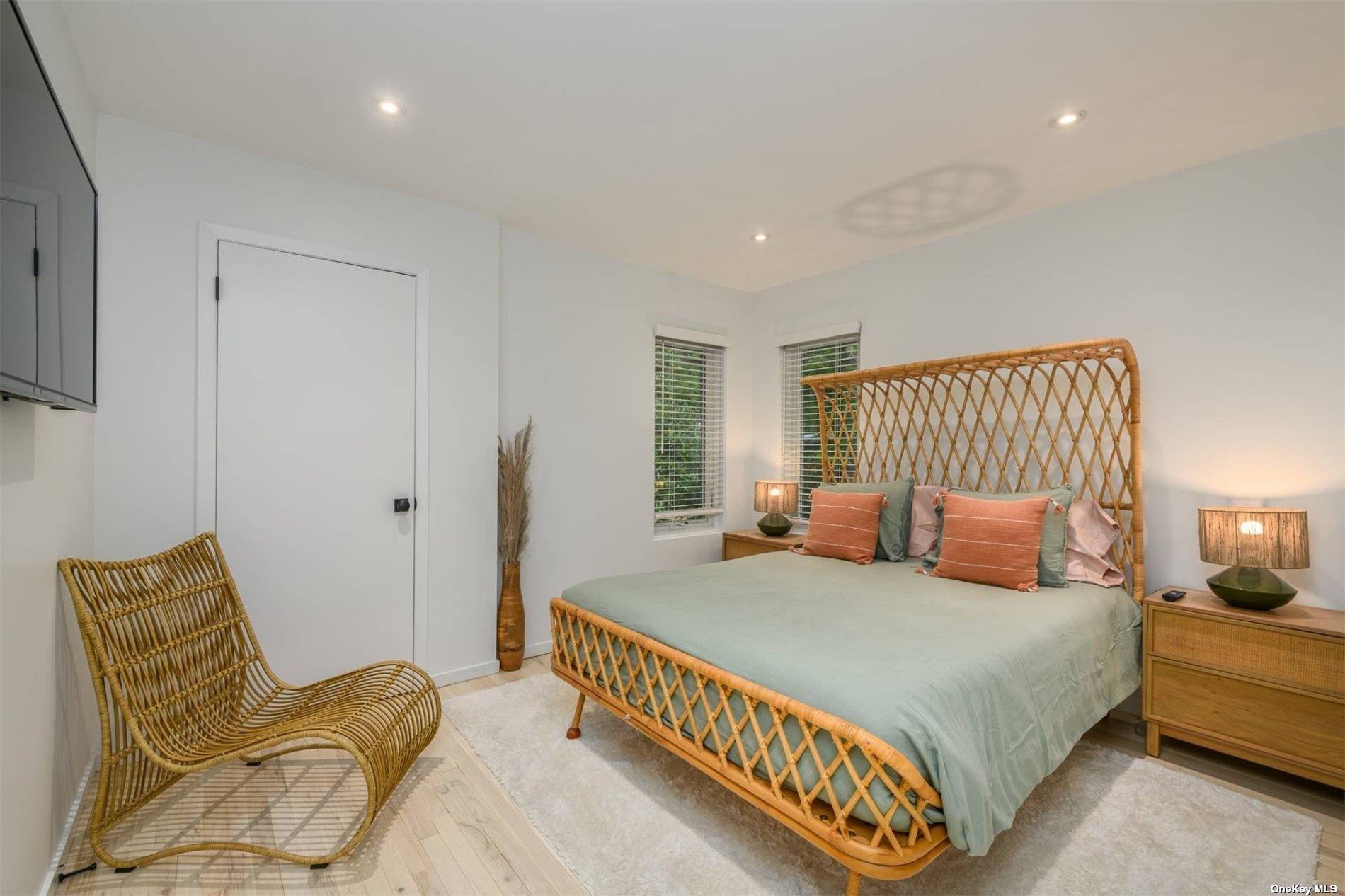 9 Sulky Circle, East Hampton, NY 11937