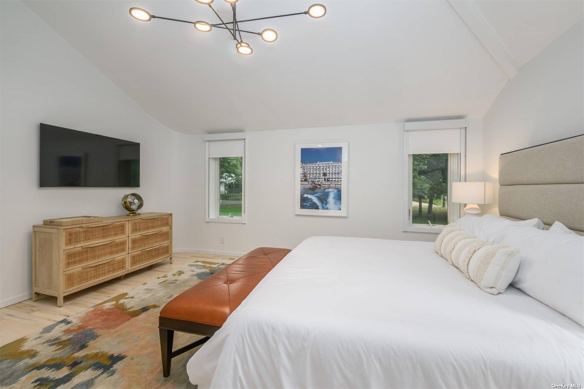 9 Sulky Circle, East Hampton, NY 11937