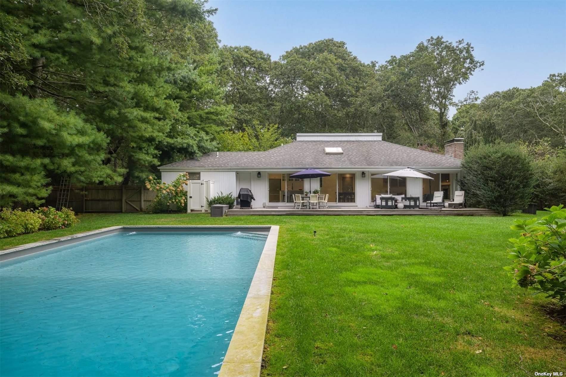 9 Sulky Circle, East Hampton, NY 11937