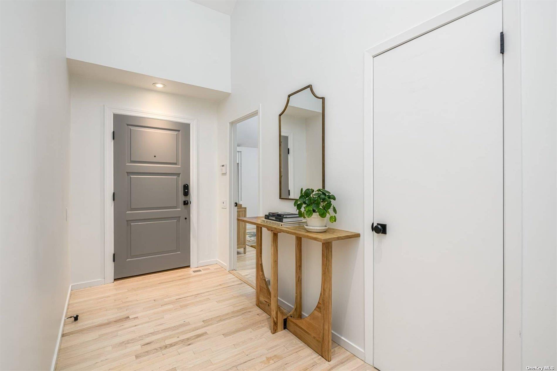 9 Sulky Circle, East Hampton, NY 11937