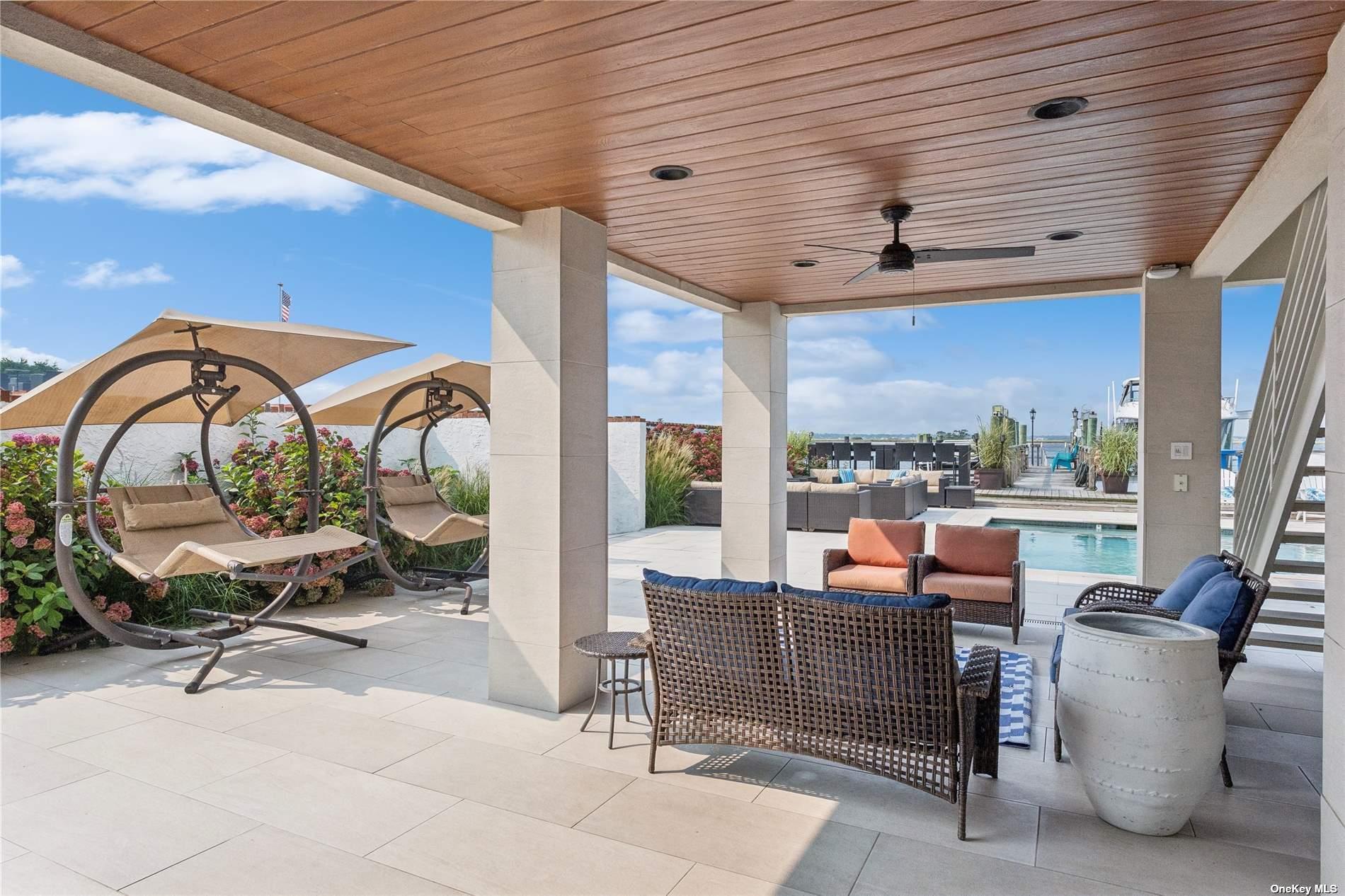 853 W Park Avenue, Long Beach, NY 11561