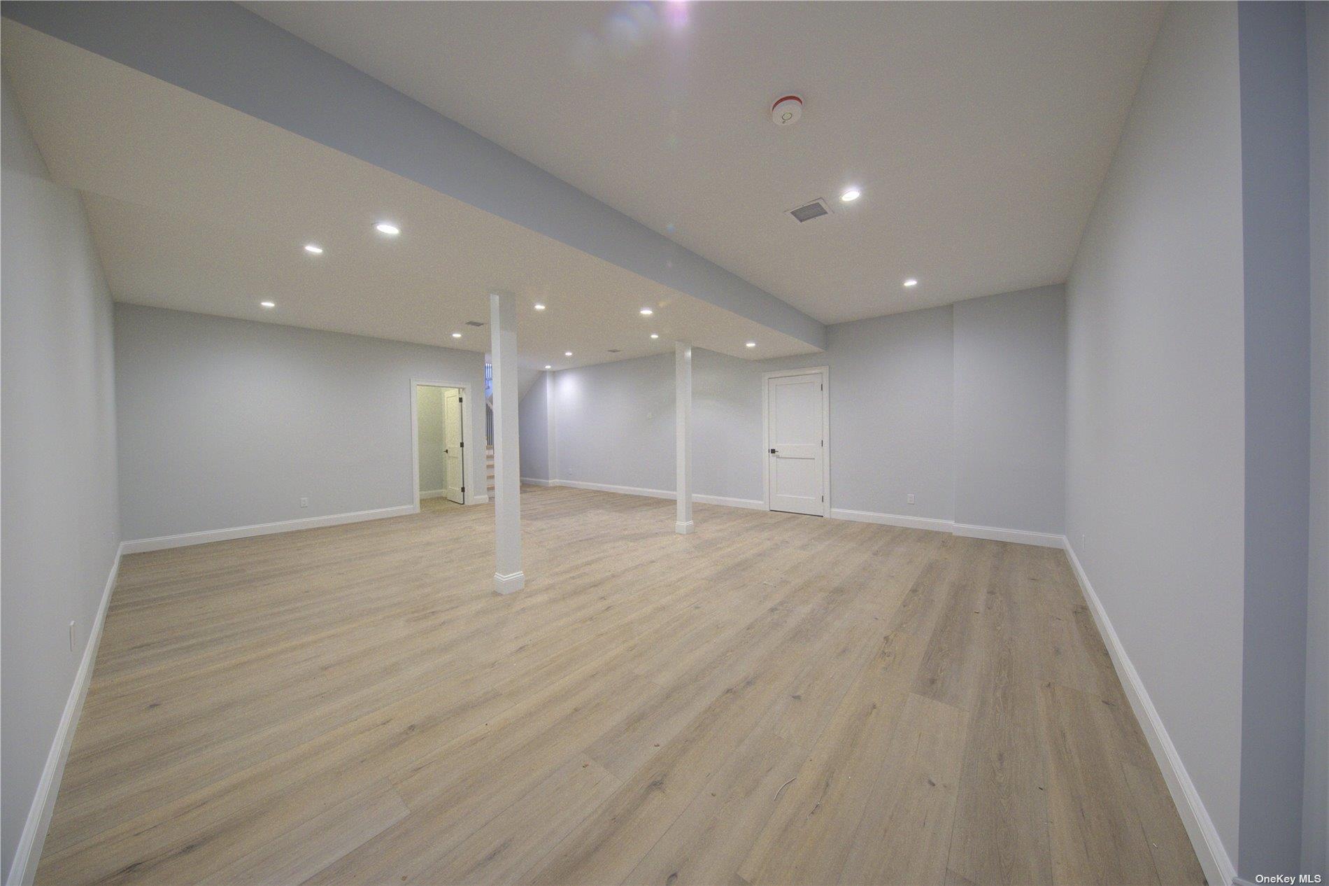 6 Crystal Mews Lane, East Hampton, NY 11937