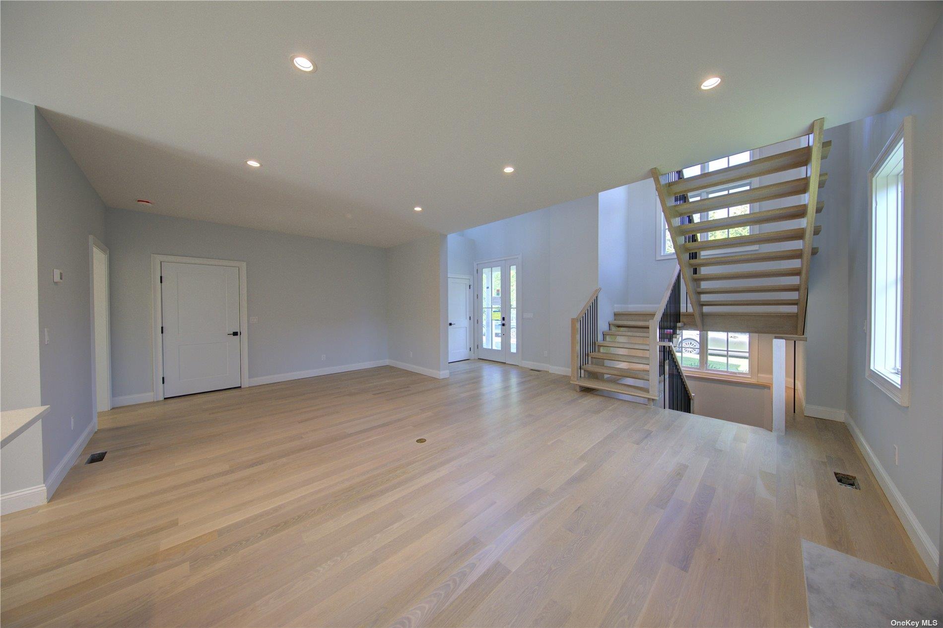 6 Crystal Mews Lane, East Hampton, NY 11937