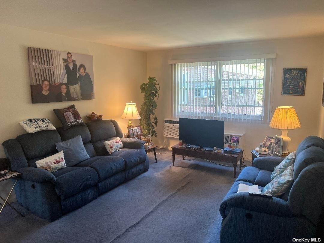 88-10 155 Avenue # 2R, Howard Beach, NY 11414