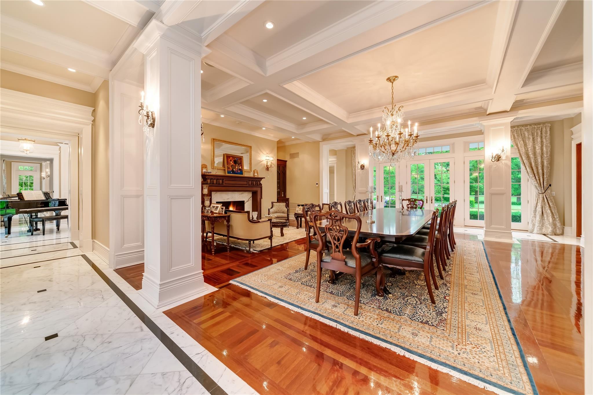 11 Dupont Court, Brookville, NY 11548