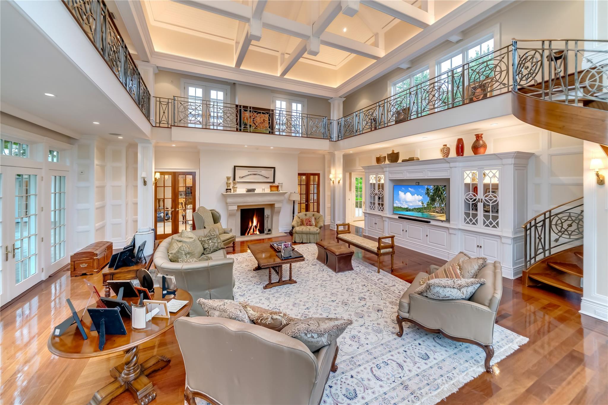 11 Dupont Court, Brookville, NY 11548