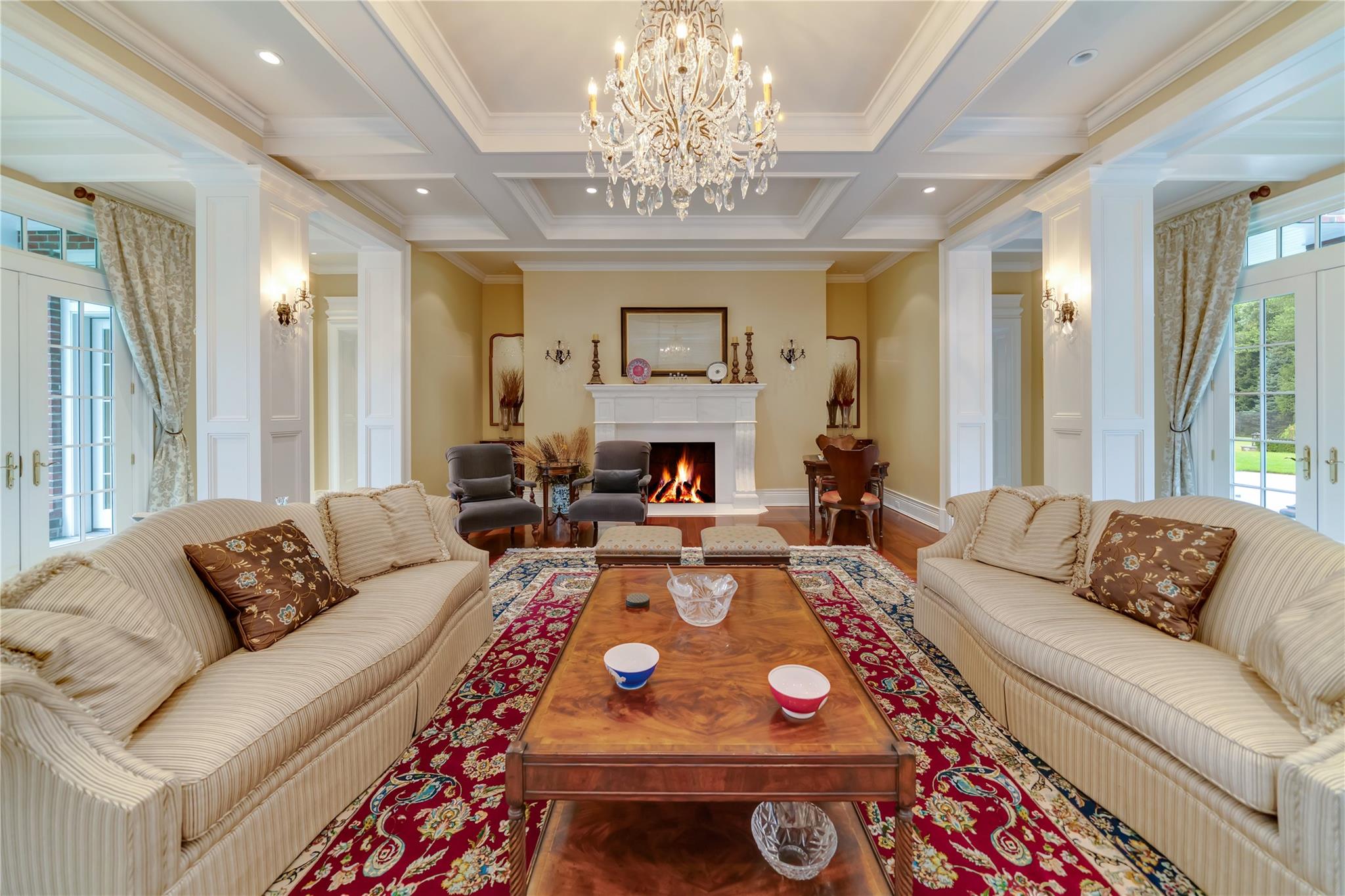 11 Dupont Court, Brookville, NY 11548