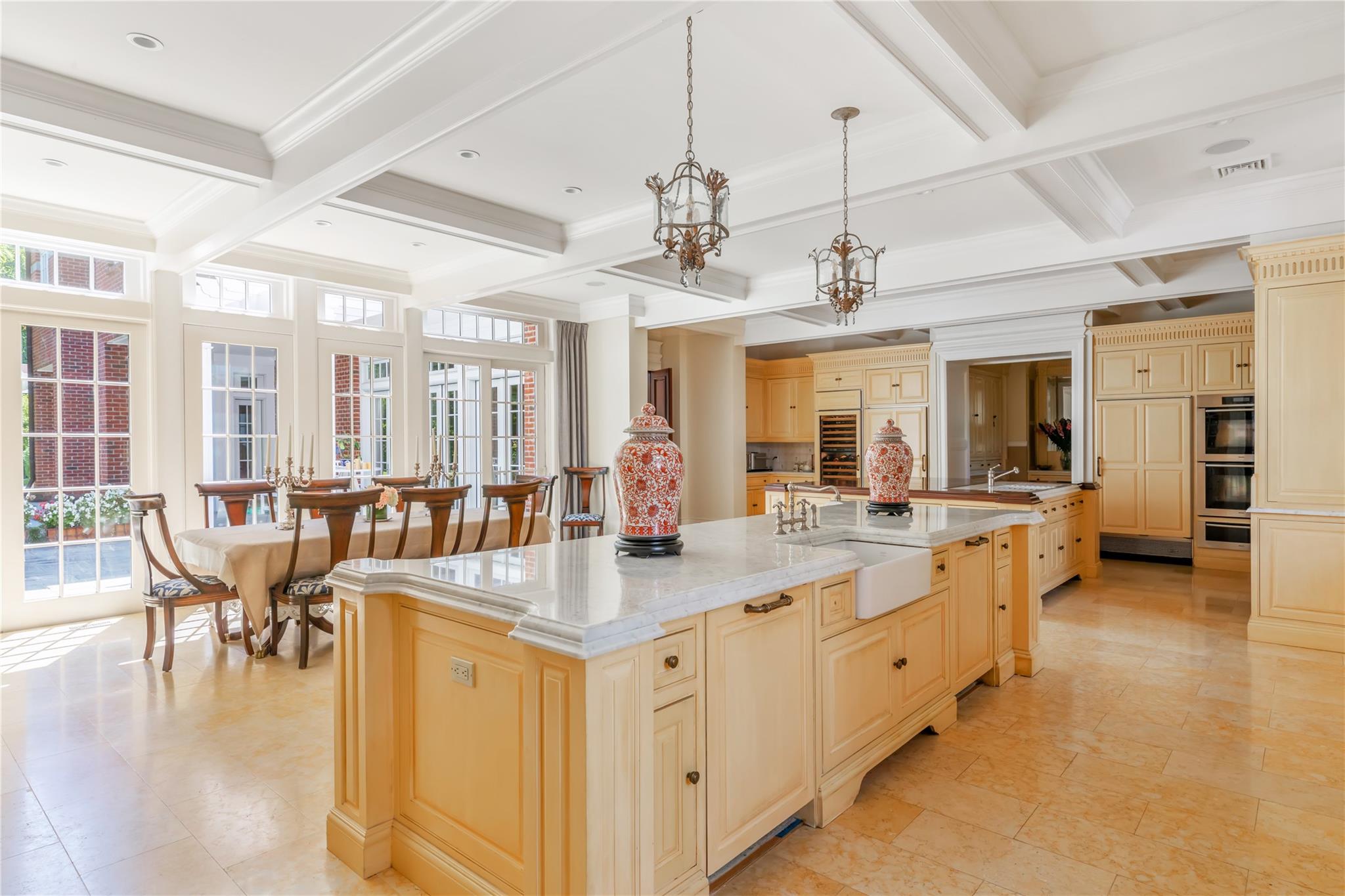 11 Dupont Court, Brookville, NY 11548