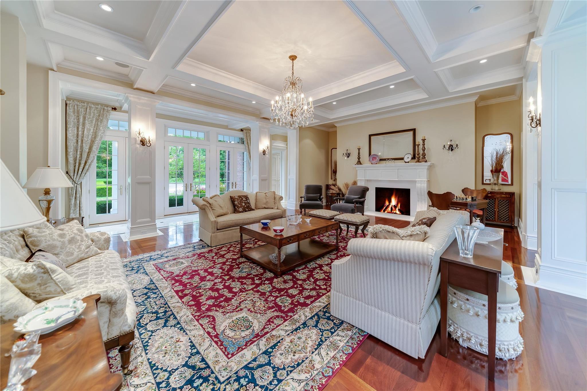 11 Dupont Court, Brookville, NY 11548